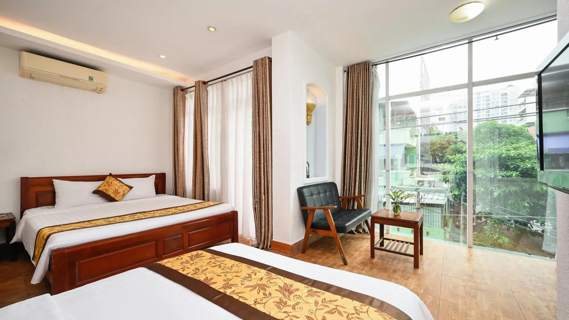 Queen Hotel Saigon Airport Ho Chi Minh City