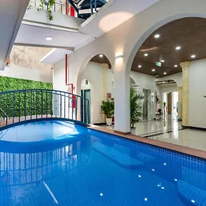Jan Saigon Oasis Ho-Chi-Minh-Stadt